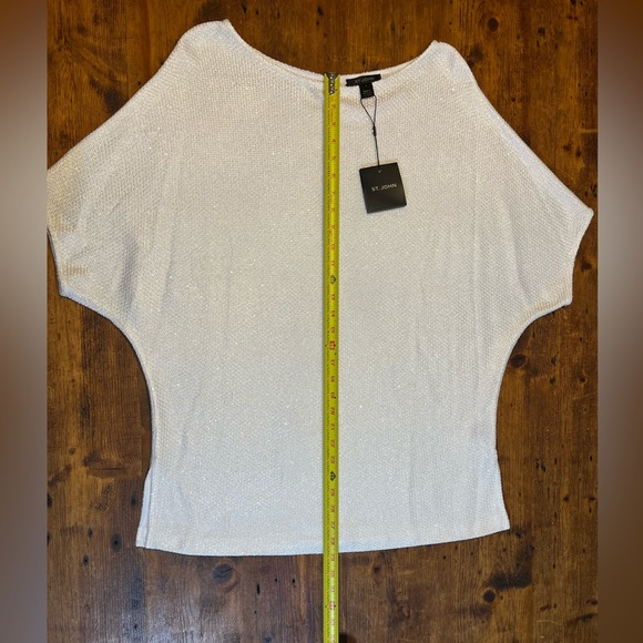 NWT!!! St John Sparkling Sequin Short Sleeve White Top Key Hole in Back K520051 - Picture 5 of 13